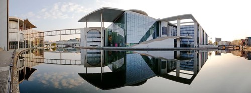 Panorama Marie-Elisabeth-Lueders-Haus at the Spreebogen