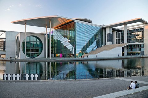 Marie-Elisabeth-Lueders-Haus am Spreebogen