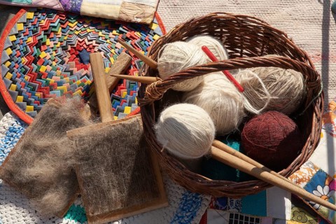 Knitting tools and accessories