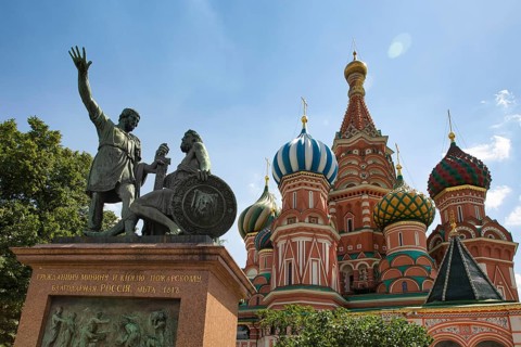 Monument to Minin and Pozharsky