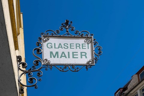 Old nose sign