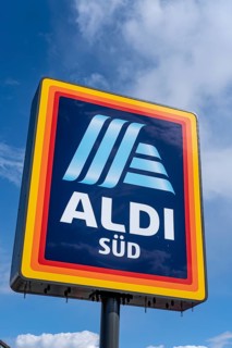 Company sign Aldi-Sued