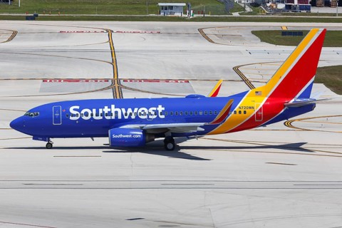 A Southwest Airlines Boeing 737-700 aircraft with registration number N720WN at Fort Lauderdale Airport