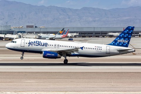 A JetBlue Airbus A320 aircraft with registration number N618JB at Las Vegas airport