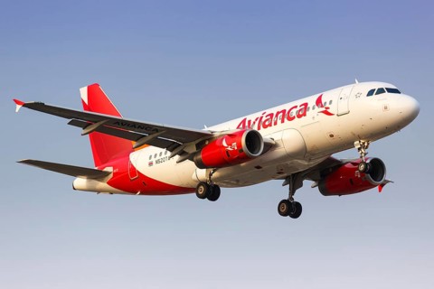 An Avianca Airbus A319 with registration N520TA lands at Lima Airport