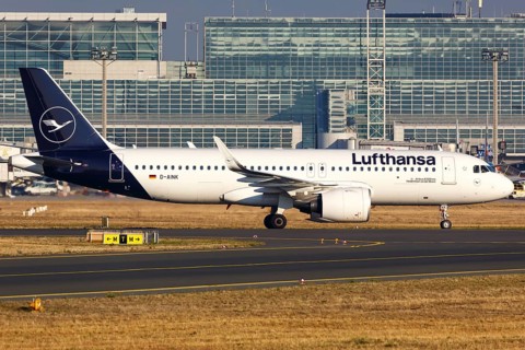 A Lufthansa Airbus A320neo with the registration D-AINK at Frankfurt Airport