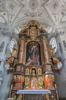 Side altar