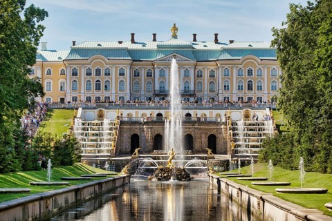 Grand Palace in Peterhof
