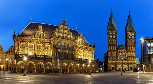 Marketplace Bremen City Hall Cathedral Church Roland Panorama by night in Bremen