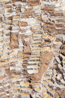Terraces for salt extraction