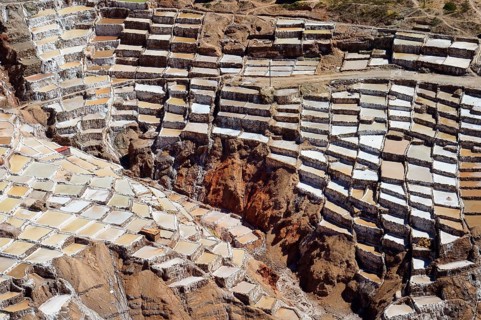 Terraces for salt extraction