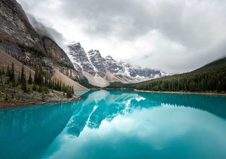 Cloudy mountain peaks
