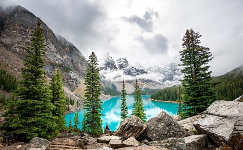 Cloudy mountain peaks