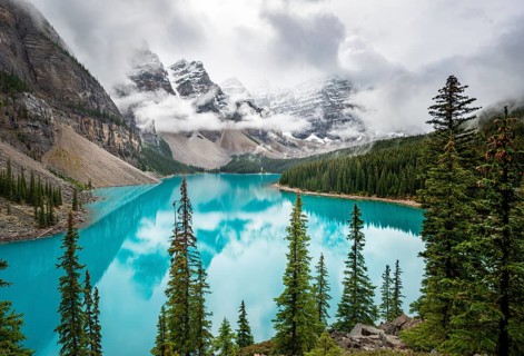 Cloudy mountain peaks