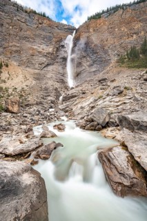 Takakkaw Falls
