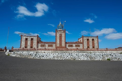 Entallada Lighthouse