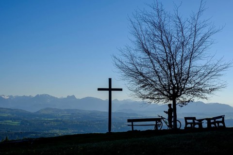 Viewpoint with mountain biker