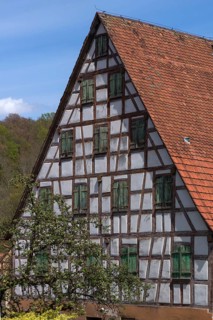 Historic farmhouse with five-storey floors