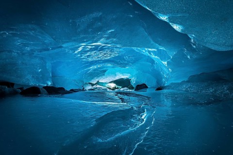 Glacier cave