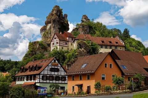 Rock village or church village Tuechersfeld
