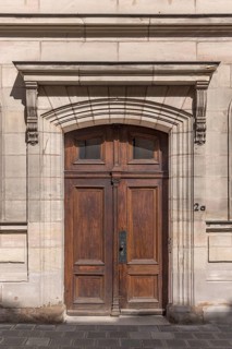 Entrance door of the synagogue