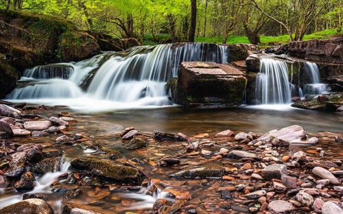 Pont Cwm y Fedwen Waterfall