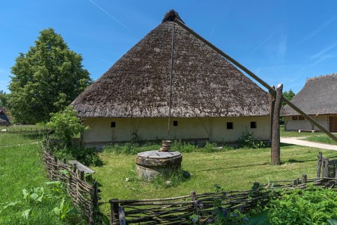 Farmhouse built around 1367