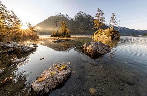 Sunrise at Hintersee with fog