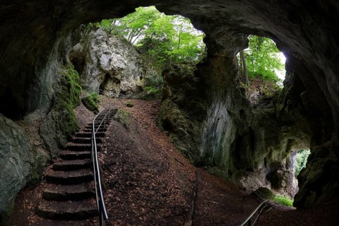 Riesenburg cave