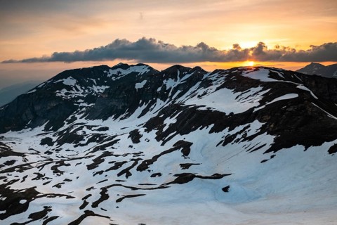View from the Edelweissspitze at sunrise