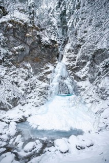 Schleifmuehlklamm in winter