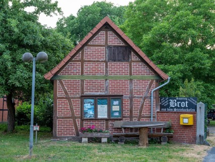 Half-timbered house with showcase and letterbox in the Rundlingsdorf Luebeln