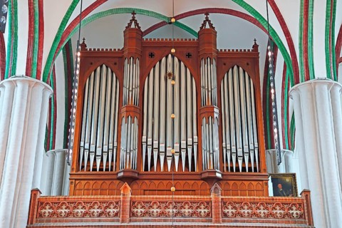 Organ loft in the renovated Nikolaikirche