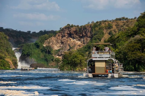 Tourist boat cruising the Nile before the Murchison Falls