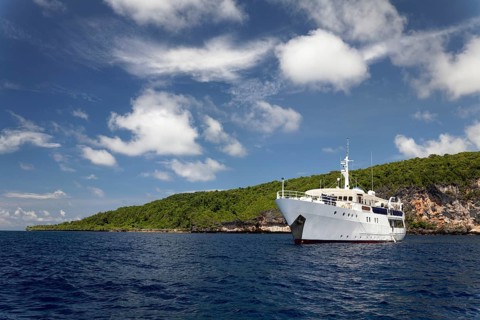 Luxury dive boat