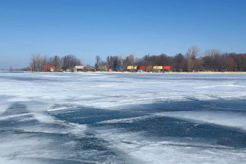 Thick ice on the Saint Lawrence River