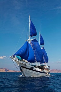 Sailing schooner S/Y Indo Siren