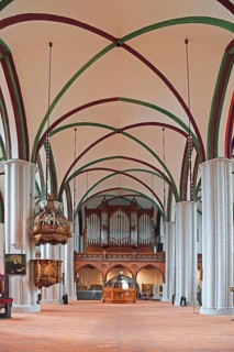Organ loft in the renovated Nikolaikirche