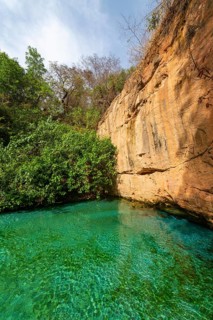 Turquoise Wikki warm springs