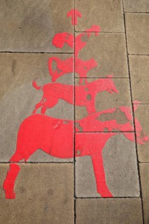 Notice on the pavement to the Bremen Town Musicians