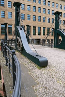 Jungfernbruecke
