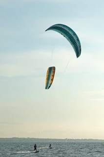 Kitesurfer