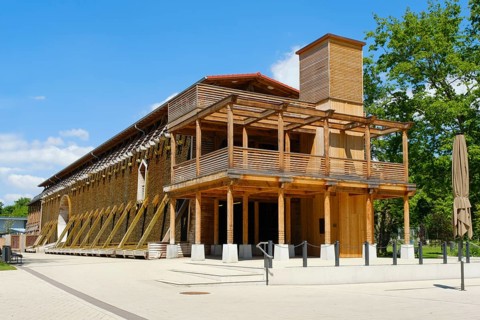 Newly built graduation house in the spa gardens