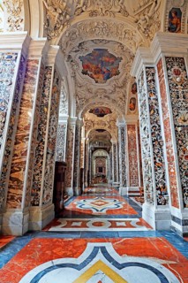 Side aisles in the nave