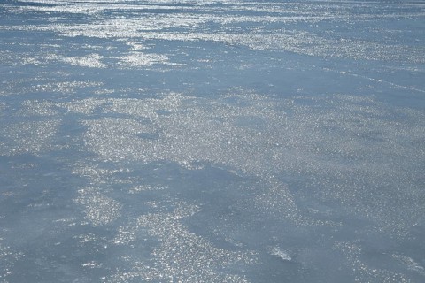 Reflective ice pattern