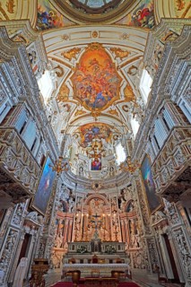 Altar and ceiling painting