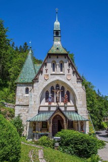Holy Family Catholic Church