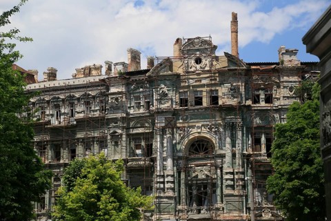House in need of renovation on Cathedral Square