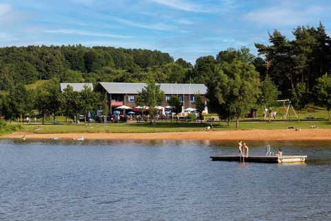 Bathers on bathing island