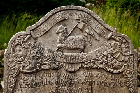 Speaking gravestone at the cemetery of the St. Clemens church